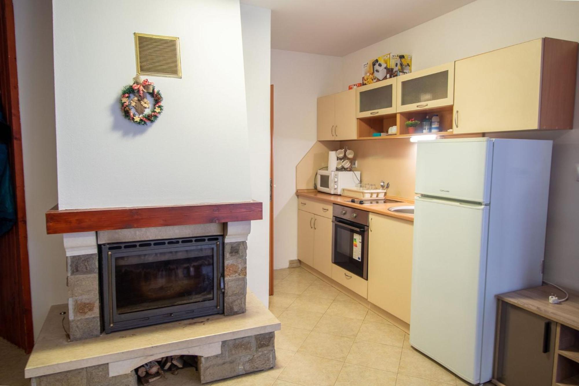 Ski Chalets At Pamporovo - An Affordable Village Holiday For Families Or Groups Exterior photo